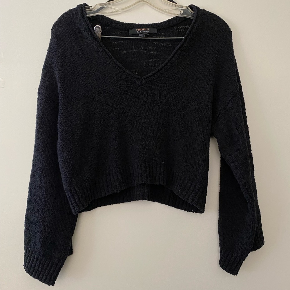 Cropped sweater with bell sleeves